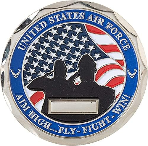 Военновъздушните сили на Съединените Щати се гордеят с монета Предизвикателство авиатор и Синята кадифена коробочкой