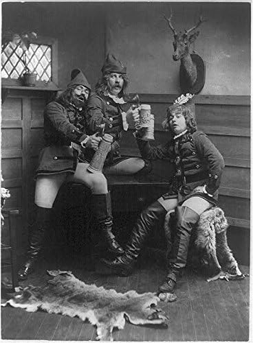 Исторически находки Снимка: Трима мъже в германската студентска форма на Повишаване на халби за Бира,c1904,Реклама